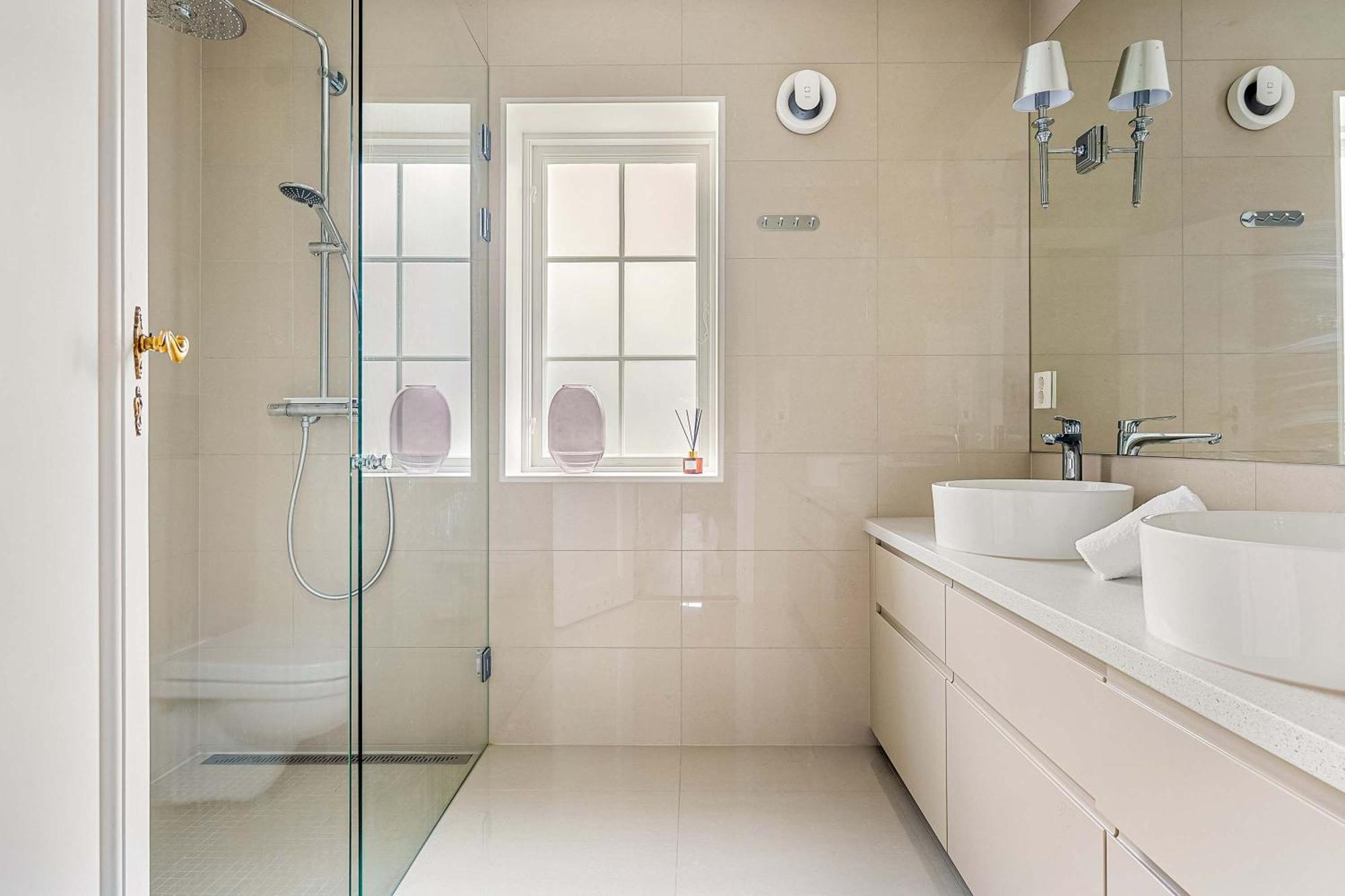 Dinbnb Homes I Luxury With Hot Tub & Views * Bergen